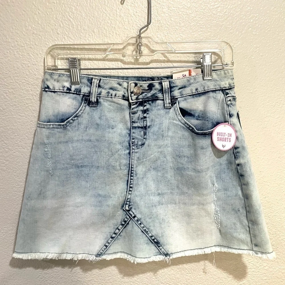 JUSTICE girls Light wash denim skort size 18